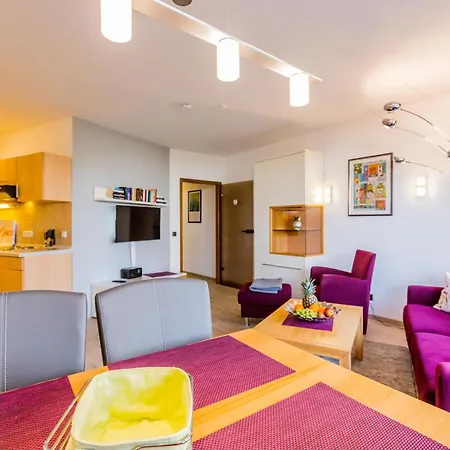 Residenz Meeresbrandung 12 Mit Westbalkon Und Meerblick , Einbaukueche, Geschirrspueler ,2 X Tv,schwimmbad, Sauna , Reservierter Stellplatz ,wlan !